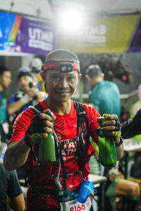 BIB: 120, 8166
                            <button type="button" onclick="openModal(22301185)" class="btn btn-primary btn-sm float-right btn-popup" data-toggle="modal" data-target=".modal-high-quality">
                        <i class="fas fa-shopping-cart"></i> Add to Cart
                    </button>
                                            <button type="button" onclick="isThisMe(22301185, true)" class="btn btn-success btn-sm float-right btn-popup btn-isme hidden" data-toggle="tooltip" data-placement="bottom" title="นี่คือรูปของคุณใช่ไหม คลิกที่นี่เพื่อเอาเข้าอัลบั้ม">
                        <i class="fas fa-plus"></i> Add to album
                    </button>
                    <button type="button" onclick="isThisMe(22301185, false)" class="btn btn-warning btn-sm float-right btn-popup btn-isnotme hidden">
                        <i class="fas fa-ban"></i> Remove from album
                    </button>